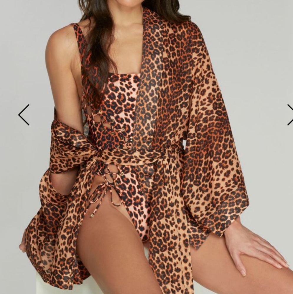 Agent Provocateur Kittie Kimono Leopard Size ML *New With Tag*